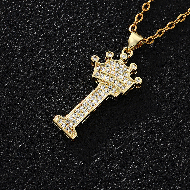 Collana con ciondolo a corona con lettera alla moda da 26 pezzi Collana in acciaio inossidabile con ciondolo a lettera con strass Gioielli da donna Regalo