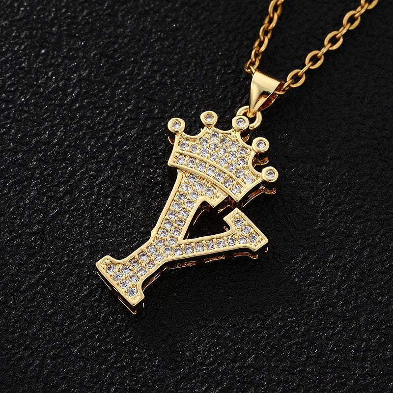 Collana con ciondolo a corona con lettera alla moda da 26 pezzi Collana in acciaio inossidabile con ciondolo a lettera con strass Gioielli da donna Regalo