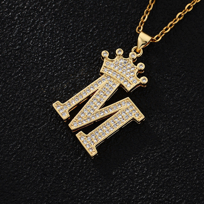 Collana con ciondolo a corona con lettera alla moda da 26 pezzi Collana in acciaio inossidabile con ciondolo a lettera con strass Gioielli da donna Regalo