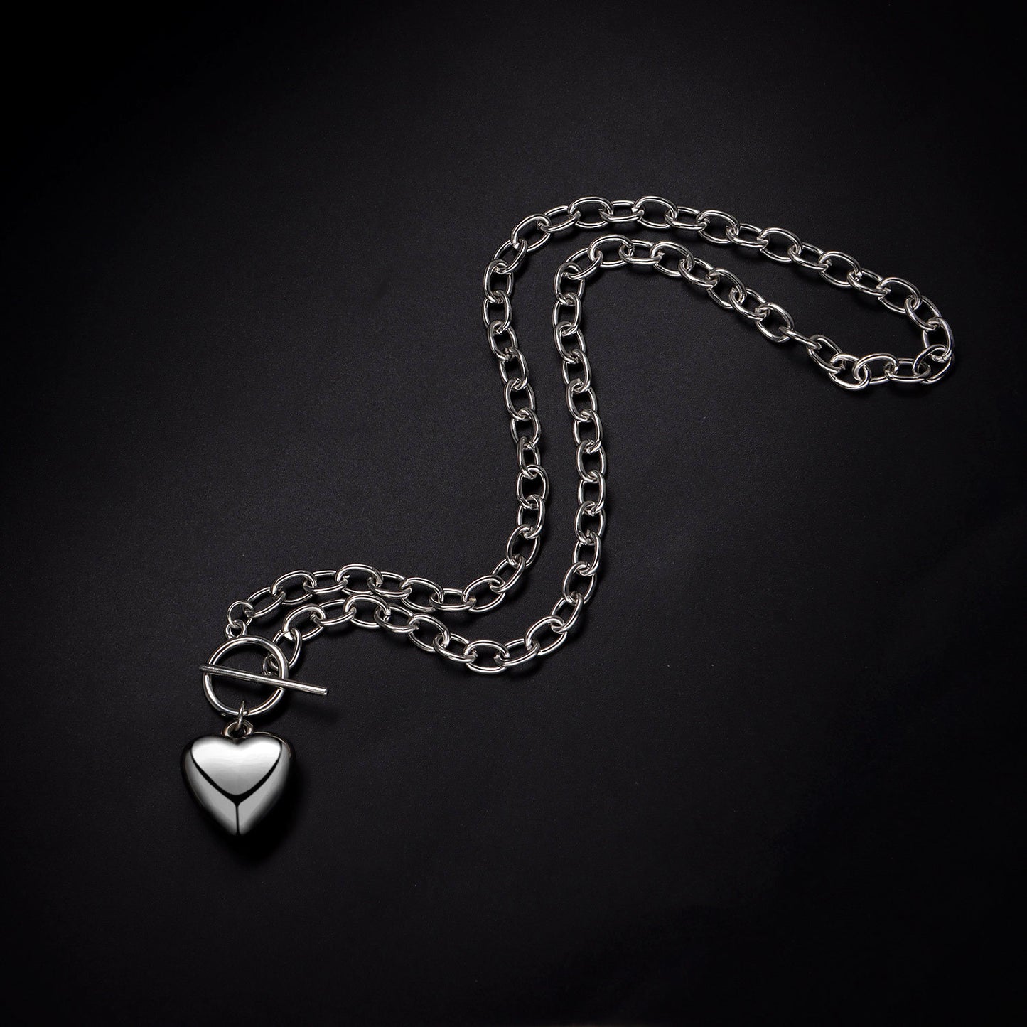 Luxury Heart Pendant Necklace for Women, Alloy Plated Rope Chain, Trendy Streetwear Jewelry
