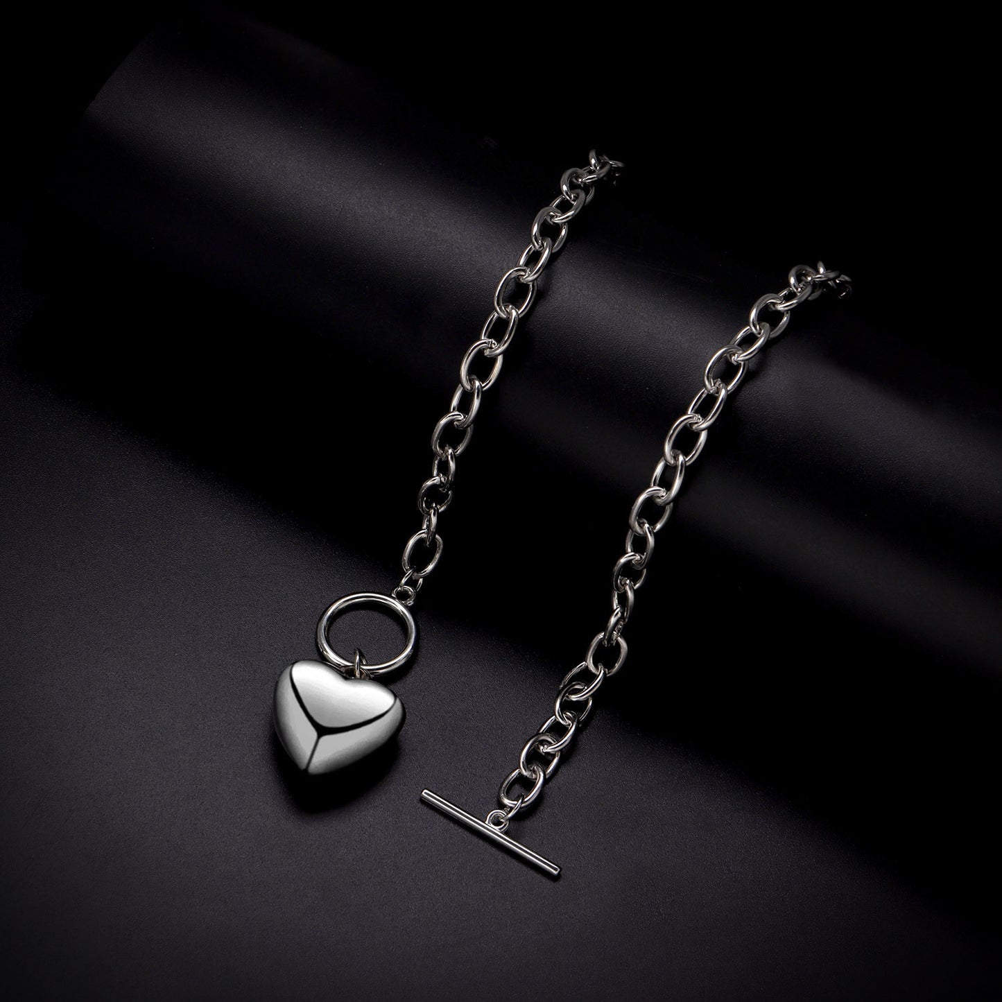 Luxury Heart Pendant Necklace for Women, Alloy Plated Rope Chain, Trendy Streetwear Jewelry