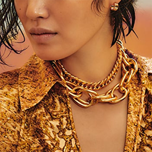 Collar Punk Geométrico para Mujer - Cadena de Aleación con Patrón de Líneas, Acabado Bañado, Joyería de Moda Urbana