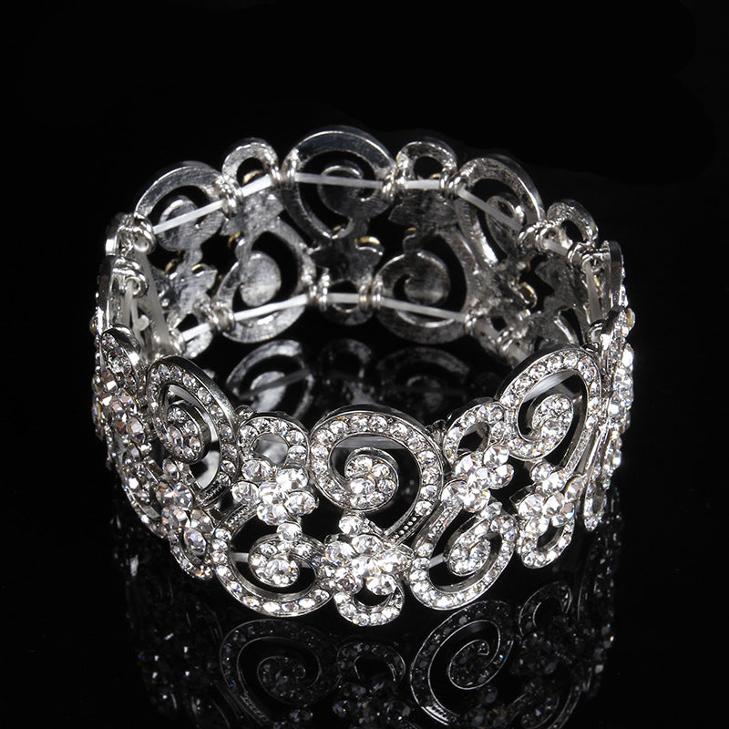 Women's Alloy Bracelet with Rhinestone Inlay Floral Geometric Hollow Design Korean Style Wedding Hand Chain