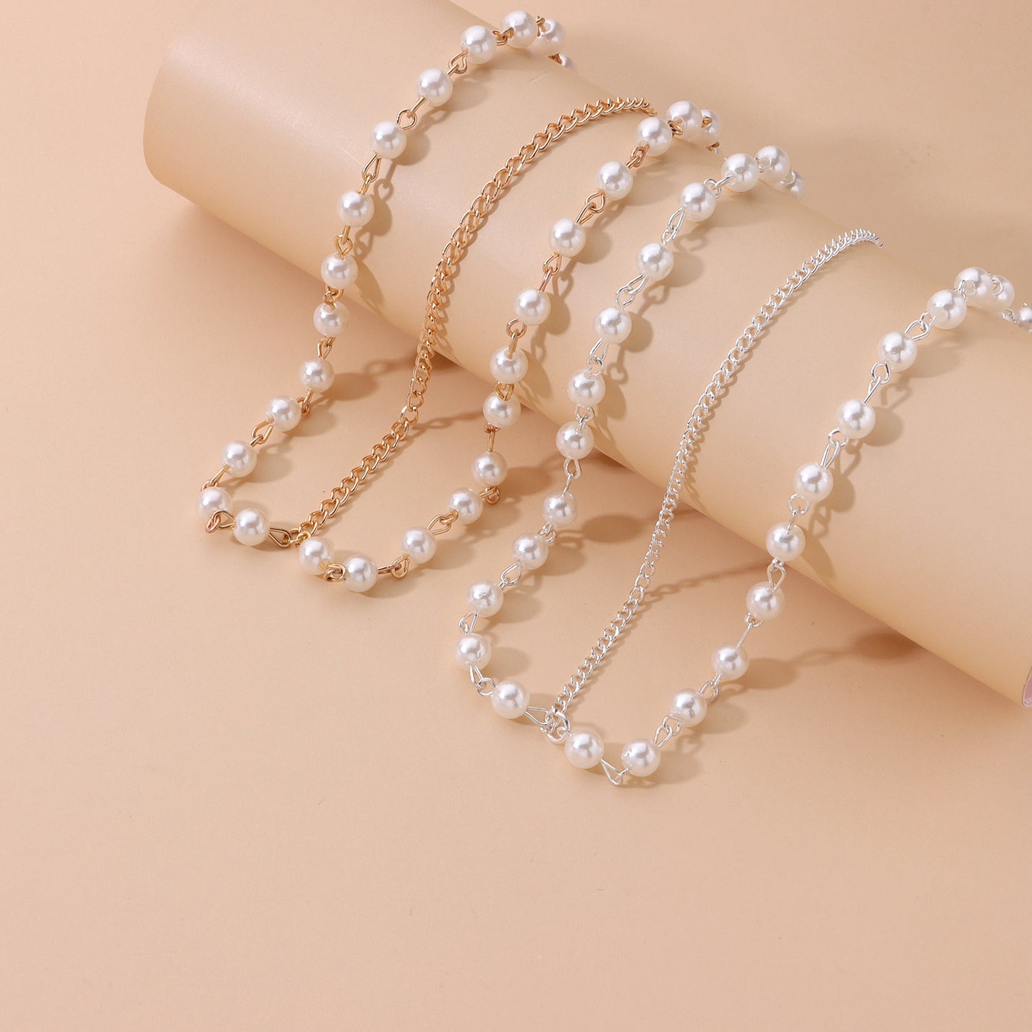 Handmade Pearl Headband for Women Teardrop Shape Bohemian Minimalist Hair Accessory Checkered Pattern Hairband Hair Ornament