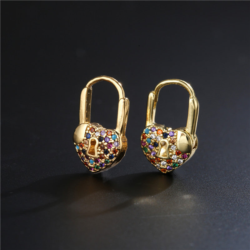 Orecchini a Cuore in Rame Placcato Oro con Strass per Donna, Stile Lussuoso Minimalista