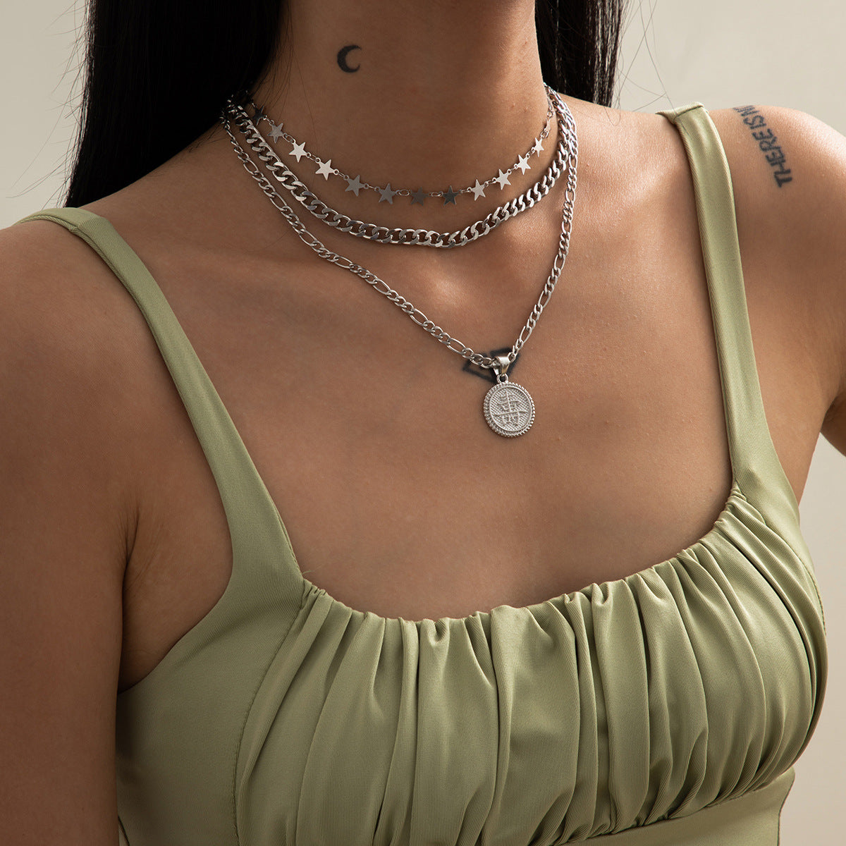 Sweet Punk Geometric Star Round Alloy Plated Pendant Necklace Set with Curb Chain for Women