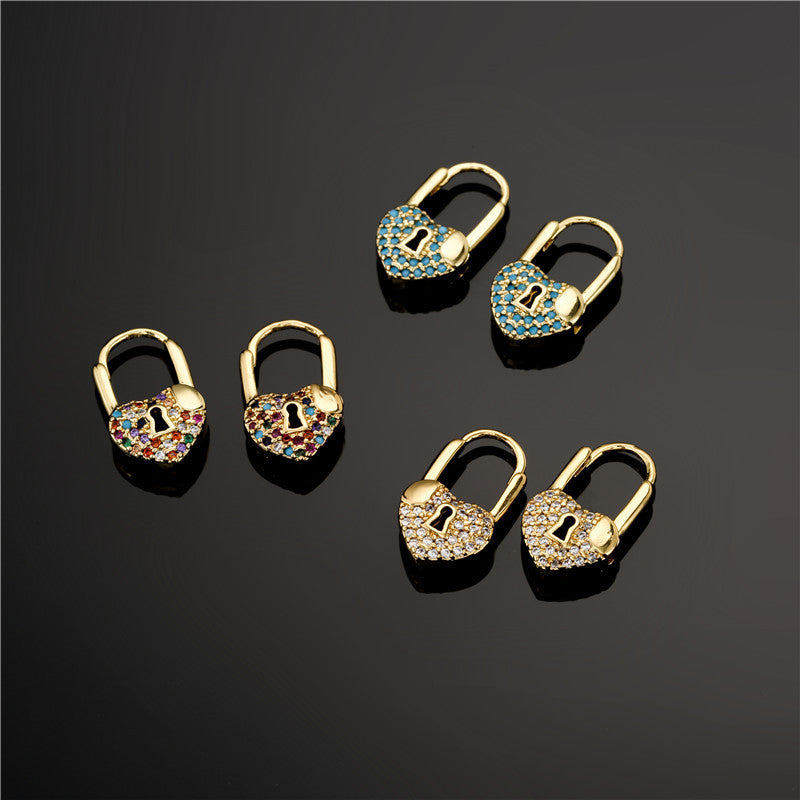 Orecchini a Cuore in Rame Placcato Oro con Strass per Donna, Stile Lussuoso Minimalista