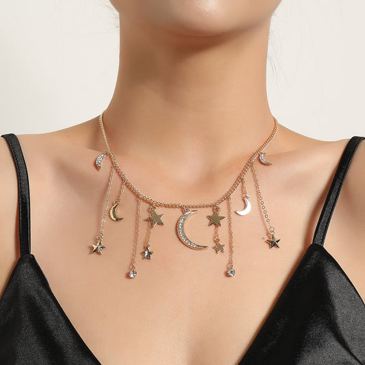 Collar con colgante de diamantes de imitación en forma de estrella para mujer, cadena cruzada, aleación, chapado, joyería corta para suéter, estilo europeo