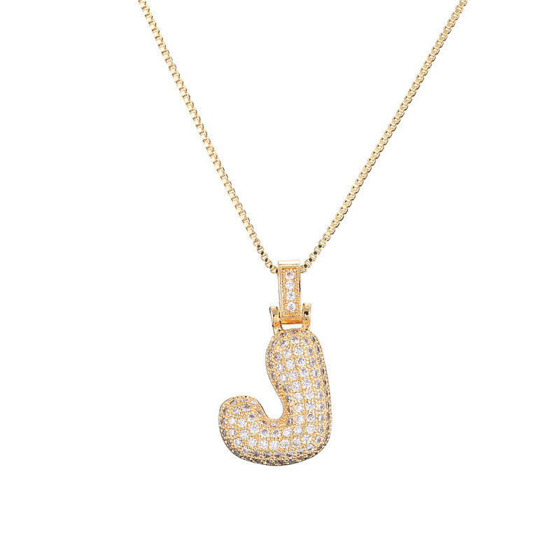 Collana da donna con iniziale in rame intarsiata, con catena a maglie, stile minimalista alla moda da pendolare, con accenti di strass