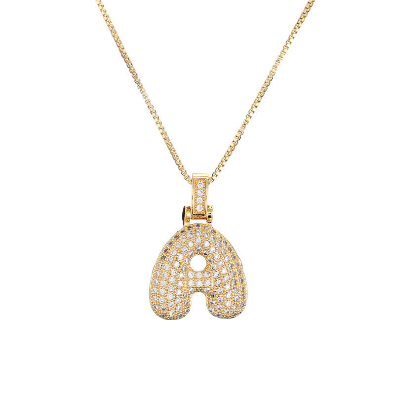 Collana da donna con iniziale in rame intarsiata, con catena a maglie, stile minimalista alla moda da pendolare, con accenti di strass