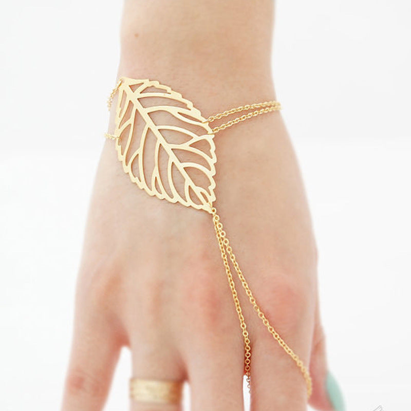 Hollow-Out Leaf Bracelet for Women Fashion Nature Inspired Minimalist Alloy Hand Jewelry