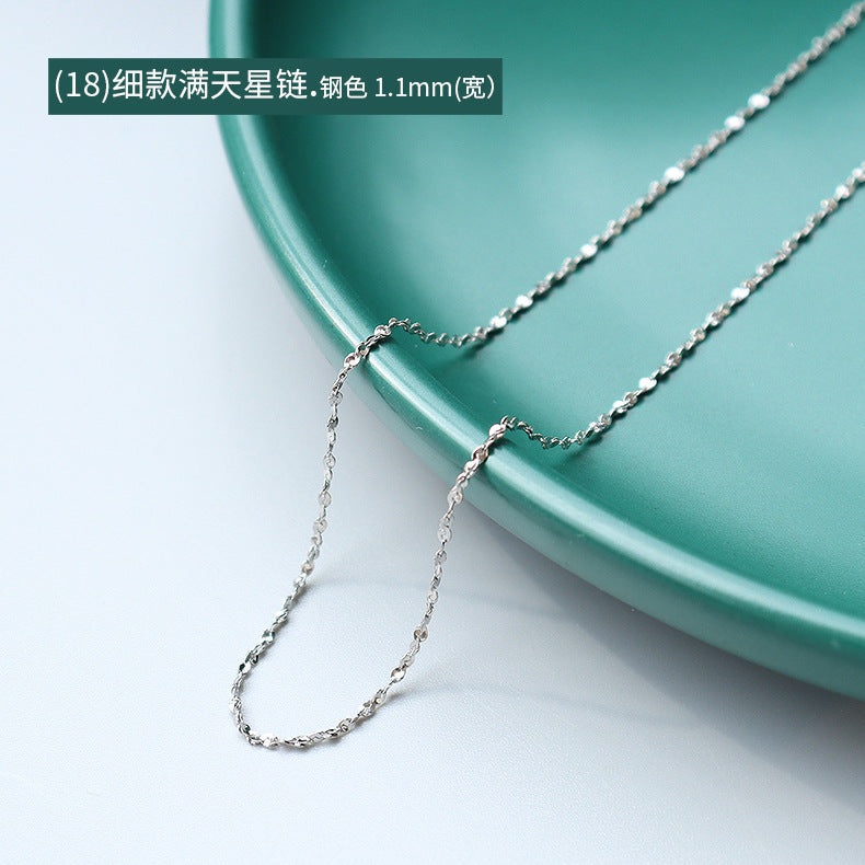 Collana a catena serpentina in acciaio al titanio placcato oro 18 carati, stile lusso leggero, con design a linea geometrica ondulata da donna