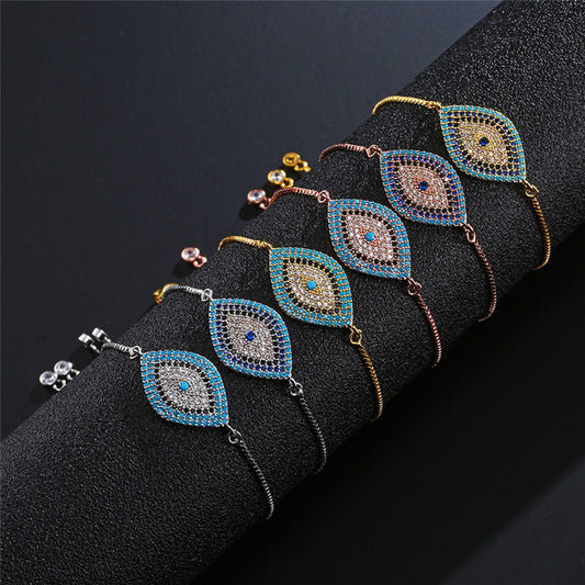 Pulsera informal minimalista de moda para mujer con incrustaciones de diamantes de imitación con diseño de ojo de cobre