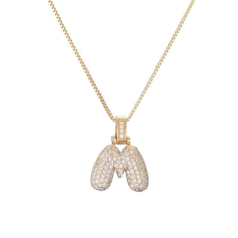 Collana da donna con iniziale in rame intarsiata, con catena a maglie, stile minimalista alla moda da pendolare, con accenti di strass