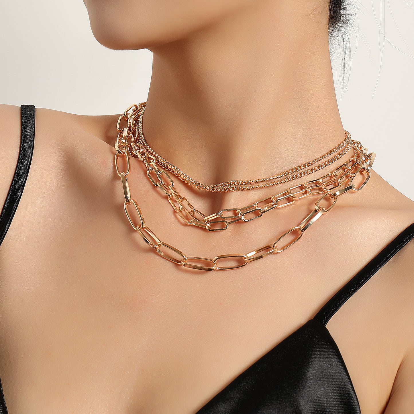Geometric Vintage Alloy Box Chain Necklace for Women - Multi-Layered Fashion Jewelry, Plated Finish, Stylish Accessory for Sweaters