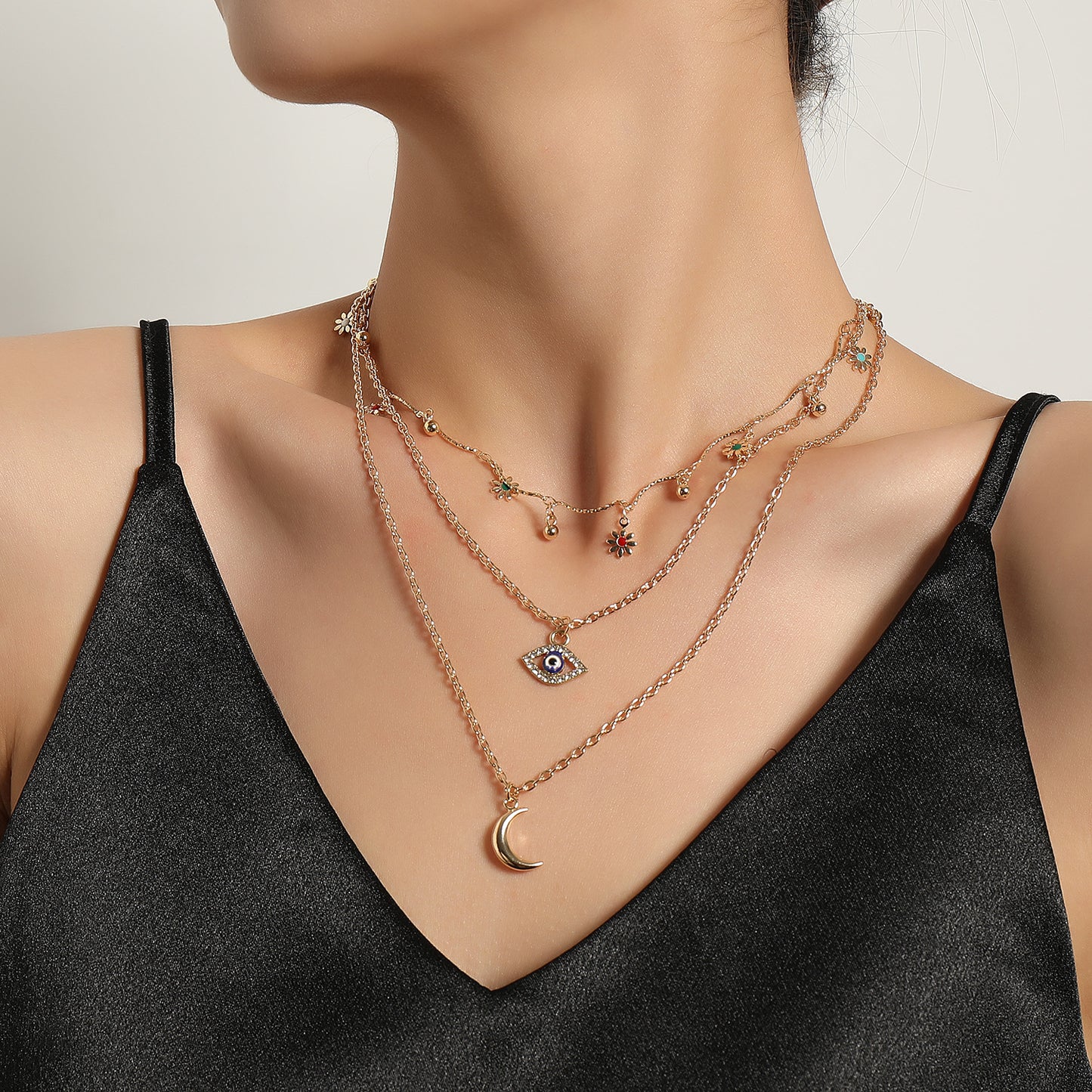 Women's Floral Design Alloy Cross Chain Necklace with Rhinestone Inlay, Luxury Vintage Style Jewelry