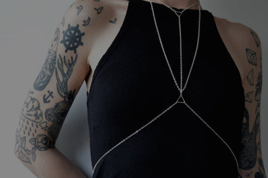 Cadena geométrica triangular para mujer, joyería de moda de primavera, cadena de metal multicolor