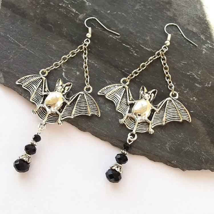 Fashion Women's Geometric Bat Dangle Earrings Alloy Trendy Minimalist Ear Jewelry