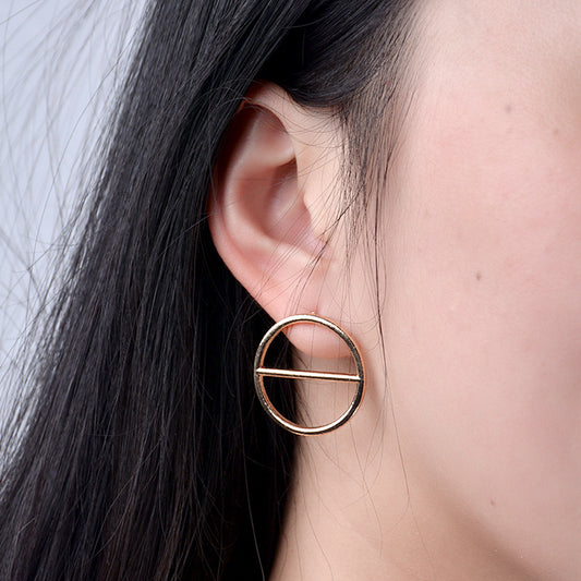 Minimalist Geometric Circle Stud Earrings for Women Alloy Ear Jewelry with Clean Lines and Contemporary Edge