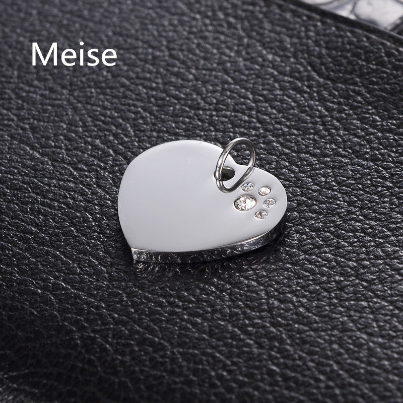 Ciondolo Cuore in Acciaio Inossidabile con Dettaglio Zampa in Strass Collana con Ciondolo Minimalista