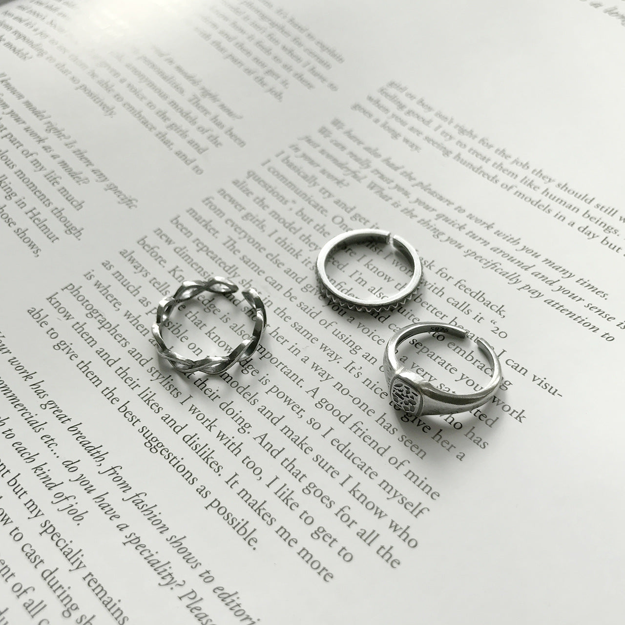 Anillo ajustable vintage de plata de ley S925 con diseño redondo y geométrico para mujer