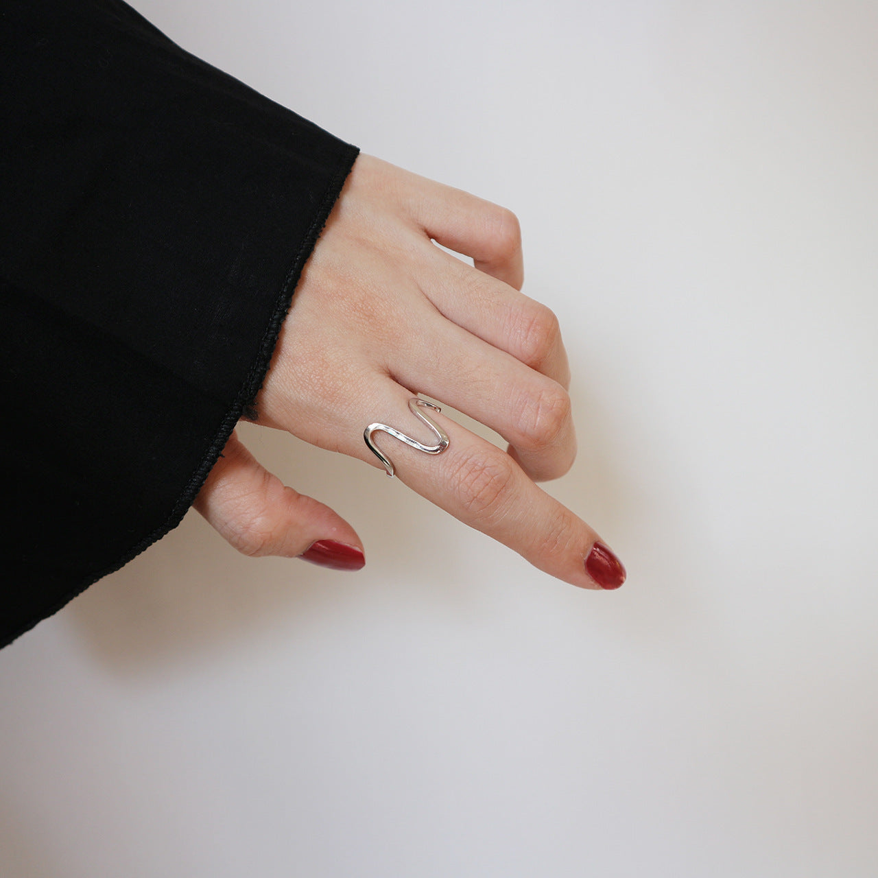 925 Sterling Silver Geometric Polished Open Twisted Ring