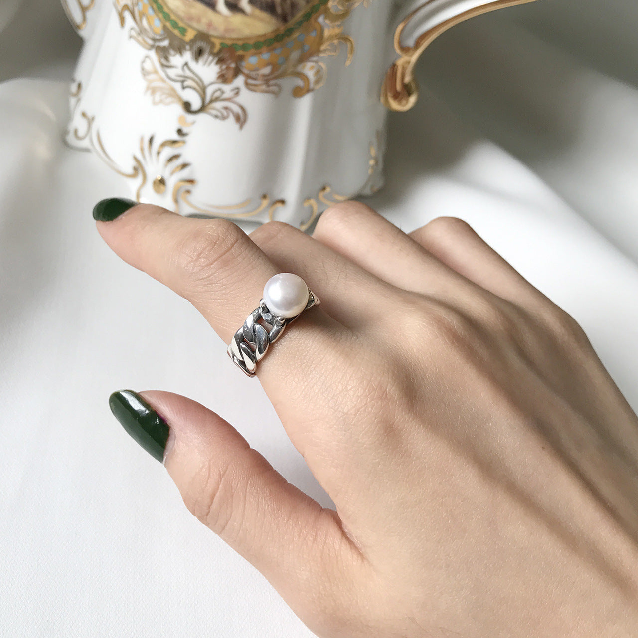 S925 Sterling Silver Vintage Minimalist Pearl Open Ring with Four-Prong Setting