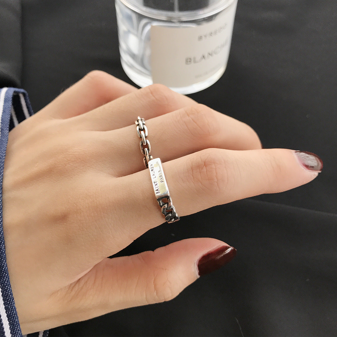 Anello a fascia aperta quadrato minimalista vintage in argento sterling S925 con incisione a lettera inglese
