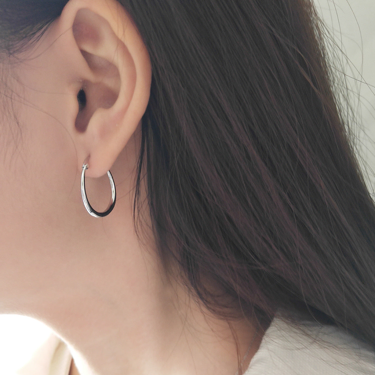 White Gold Plated 925 Sterling Silver Geometric U-Shaped Horsebit Stud Earrings for Women