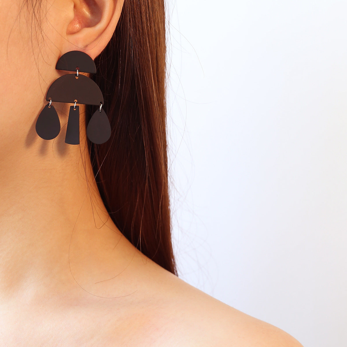 Orecchini a Goccia Geometrica con Nappa da Donna