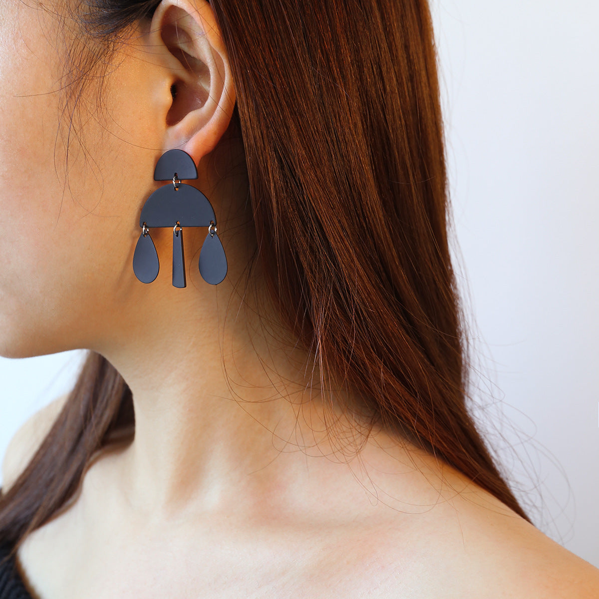 Orecchini a Goccia Geometrica con Nappa da Donna
