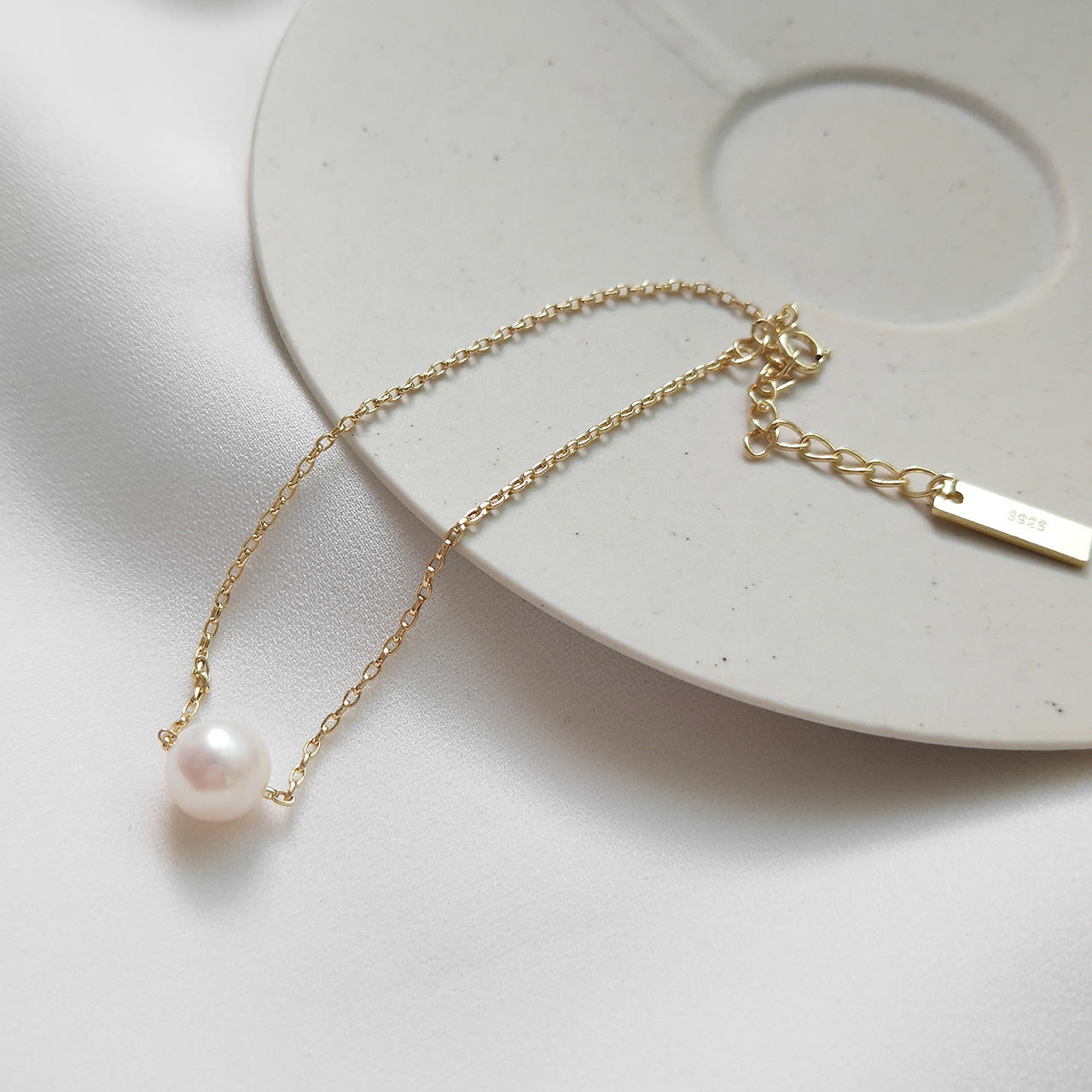 Minimalist Sweet 925 Sterling Silver Freshwater Pearl Fine Line Bracelet