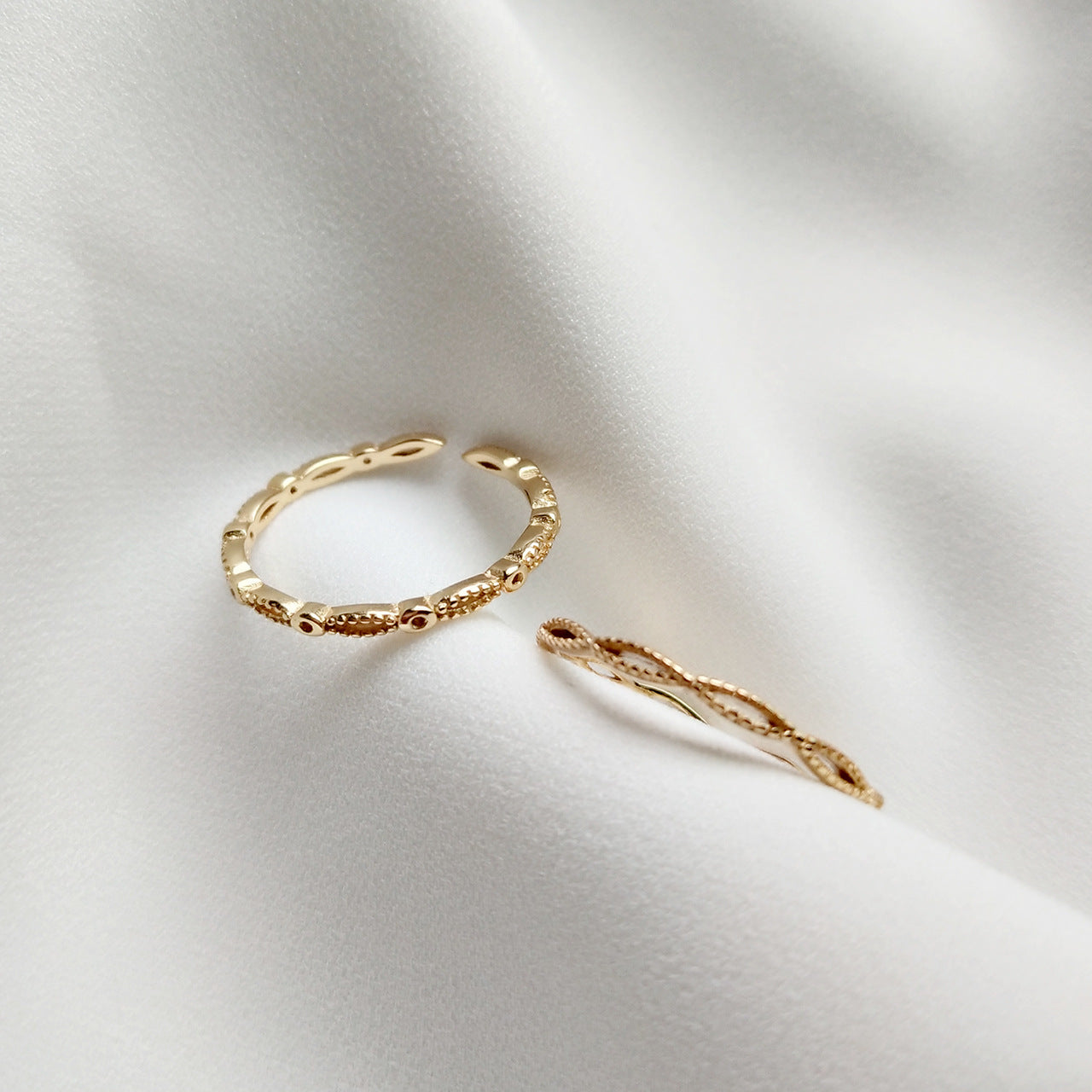 Minimalist Geometric S925 Sterling Silver Ring with 18K Gold Plating Open Adjustable Band