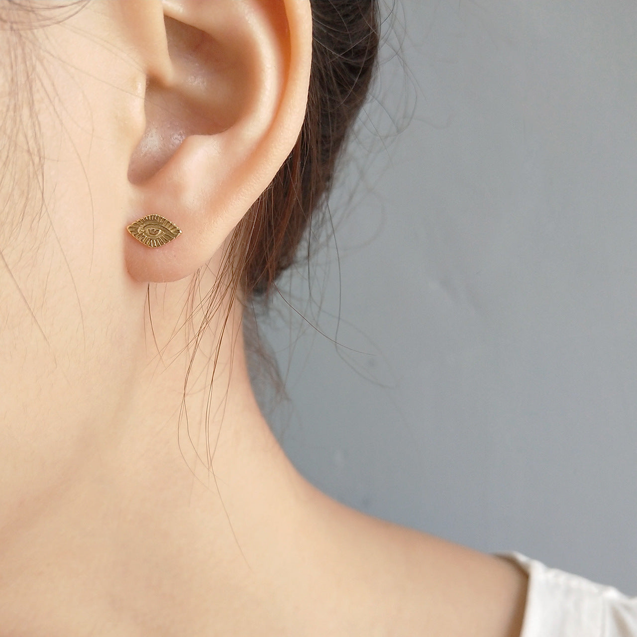 Minimalist Sweet 18K Gold Plated Geometric Eye Stud Earrings in 925 Sterling Silver