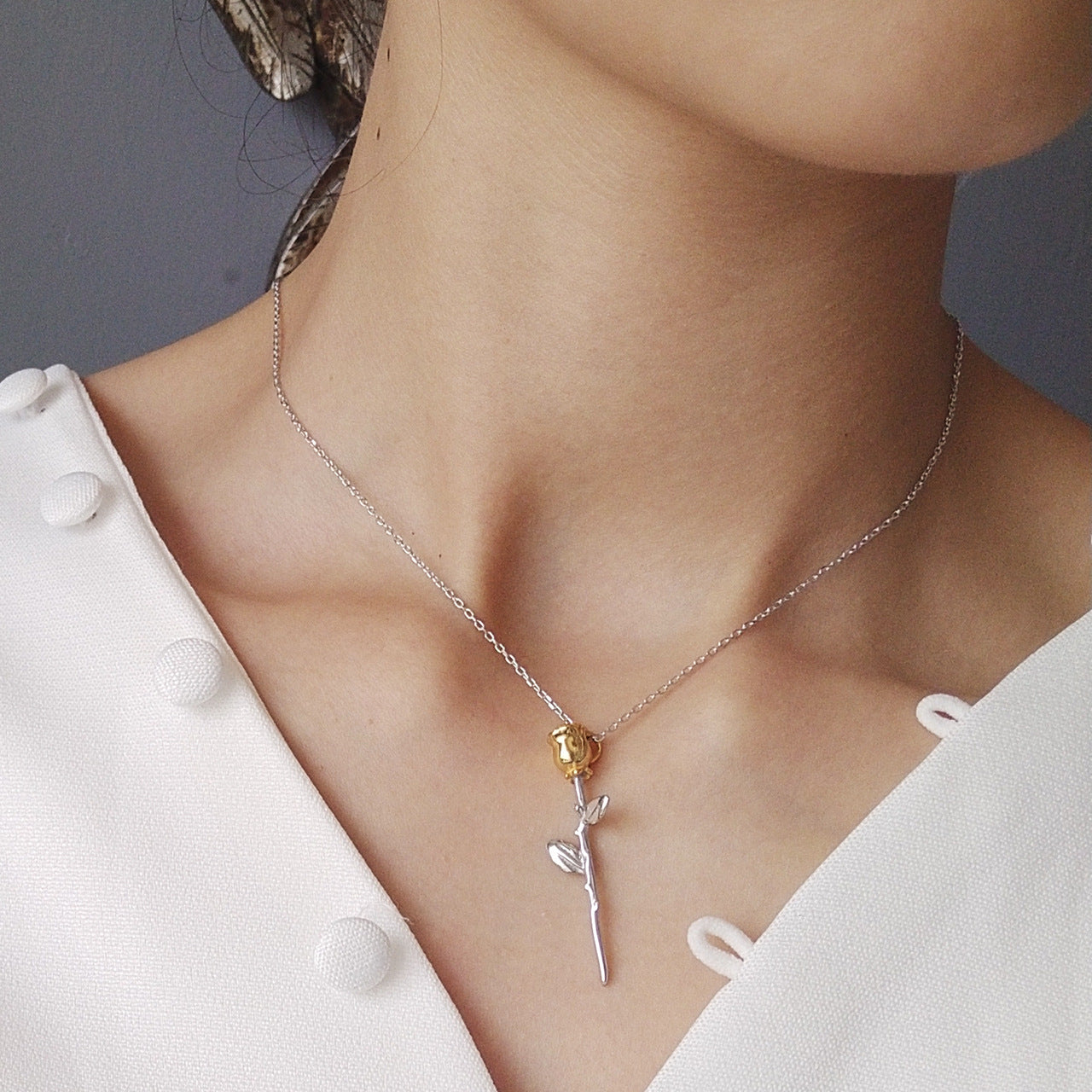 Collar de mujer chapado en oro de plata de ley 925 con diseño geométrico de rosa vintage