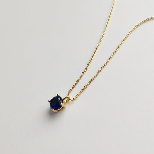 Collana a maglia barbazzale minimalista in argento sterling 925 placcato oro 18K con pendente a diamante singolo da donna