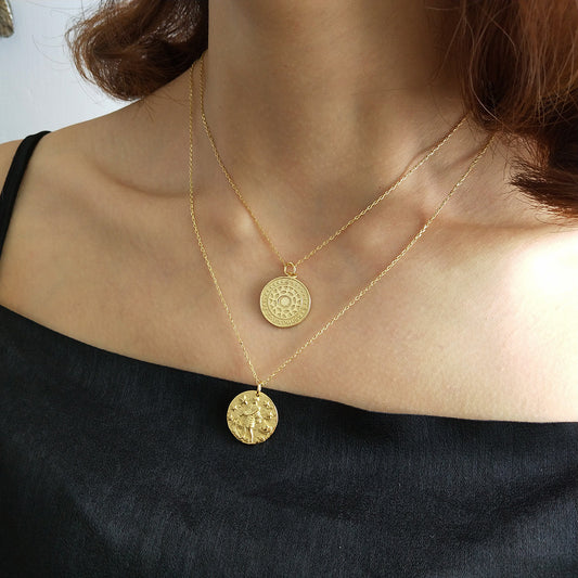 Collar minimalista de plata de ley 925 con baño de oro de 18 quilates, con colgante redondo u ovalado y cadena de bolas para mujer