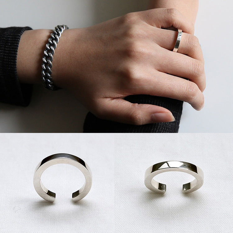 Anillo abierto de plata de ley 925 minimalista con forma geométrica pulida y alambre cuadrado macizo
