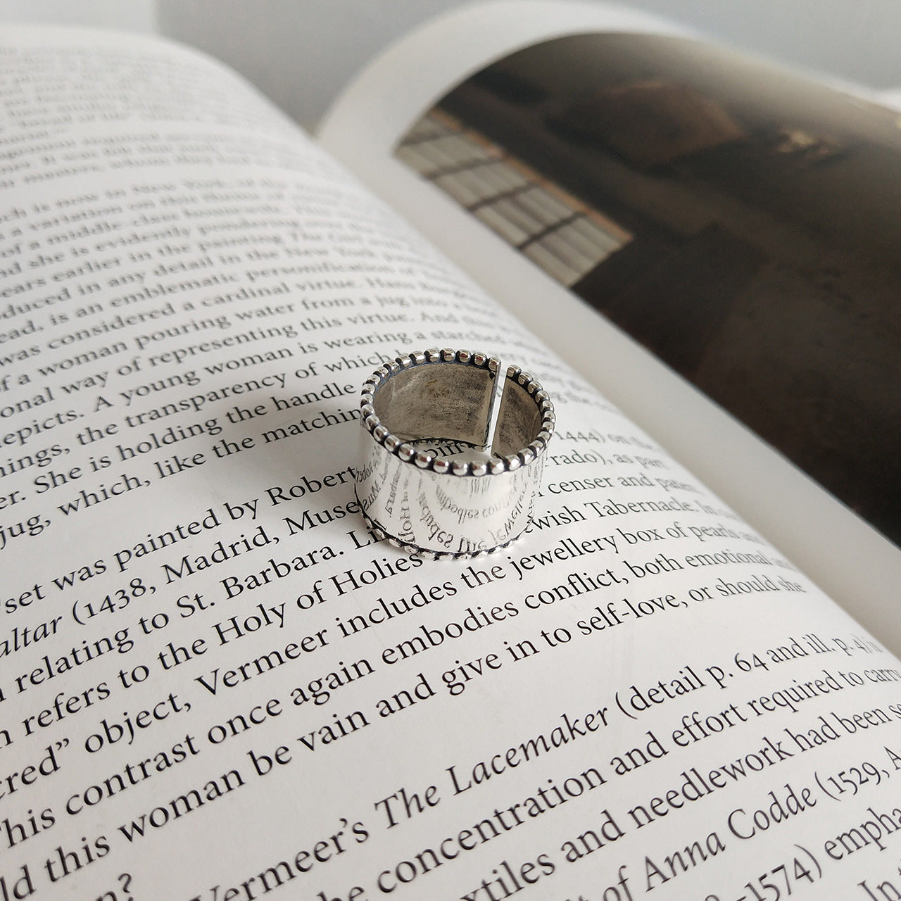 Anillo de plata de ley 925 vintage con incrustaciones geométricas de corazón y diseño de lunares para mujer