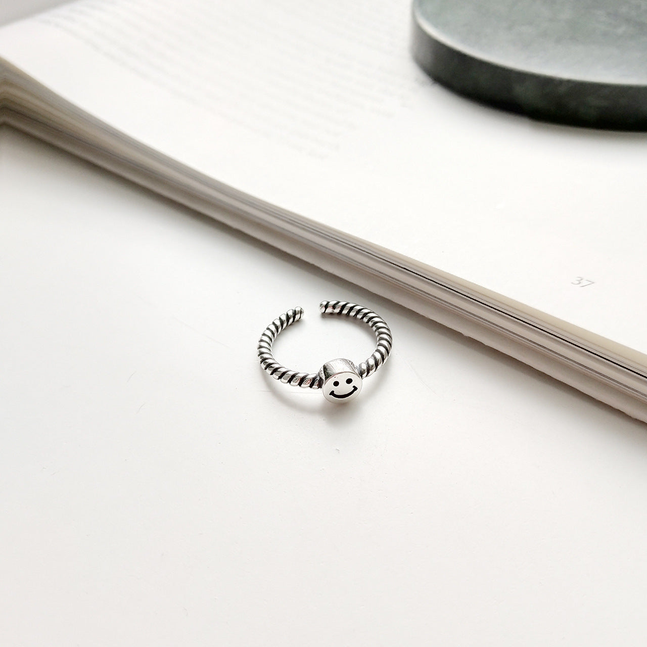Anello lucido in argento sterling 925 vintage a forma di sorriso geometrico