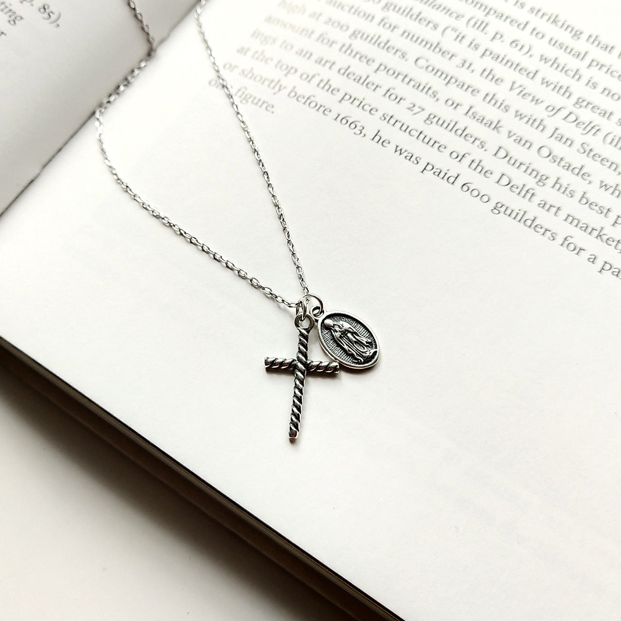 Vintage 925 Sterling Silver Cross Pendant Necklace