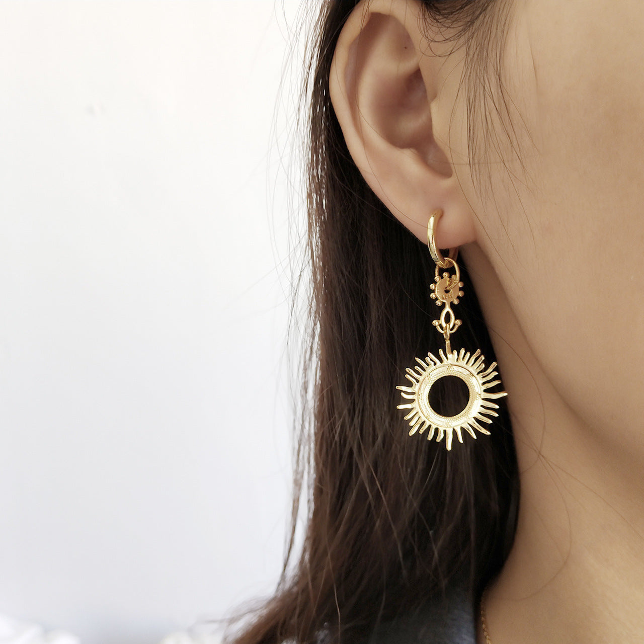 18K Gold Plated 925 Sterling Silver Teardrop Sun Goddess Earrings with Pearl Inlay for Women