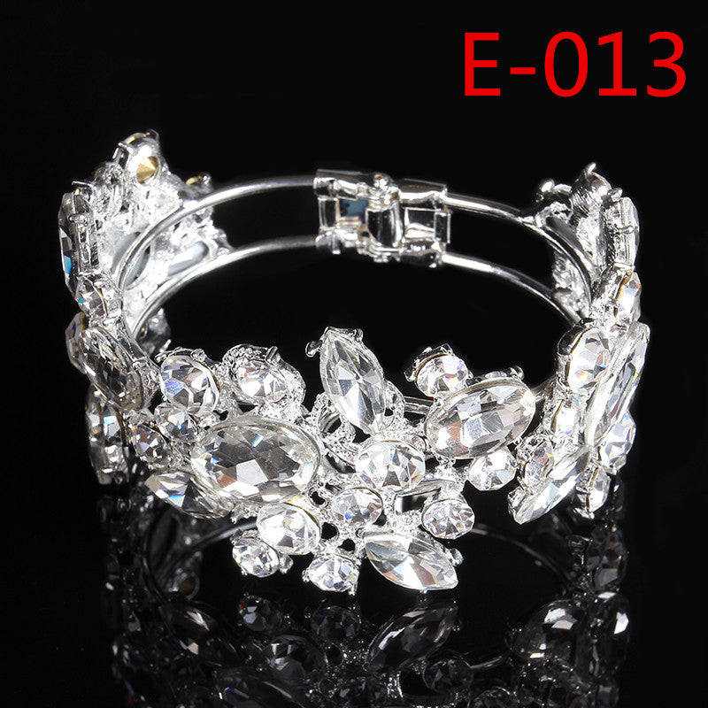 Rhinestone Floral Alloy Bracelet for Women Polished Wedding Bridal Accessory