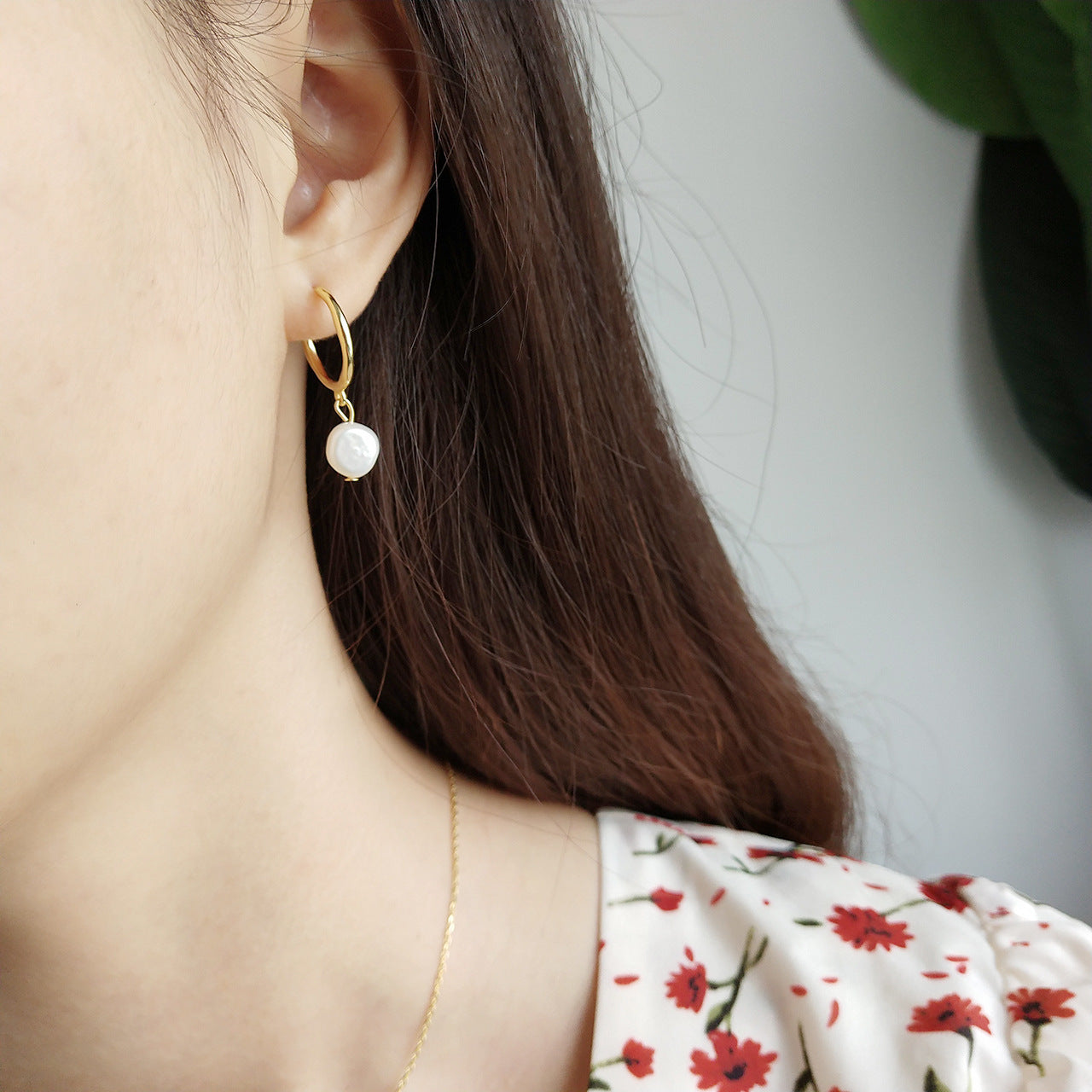 Sweet 925 Sterling Silver Plated Floral Freshwater Pearl Earrings
