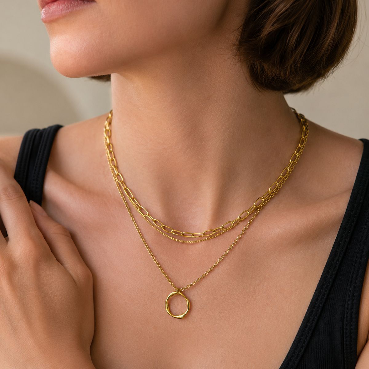 Hip-hop Sweet 18K Gold Plated Geometric Round Stainless Steel Pendant Necklace for Women