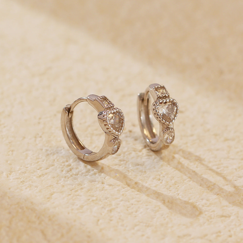 Minimalist Geometric Heart-Shaped S925 Sterling Silver Stud Earrings with Rhinestone Inlay for Women