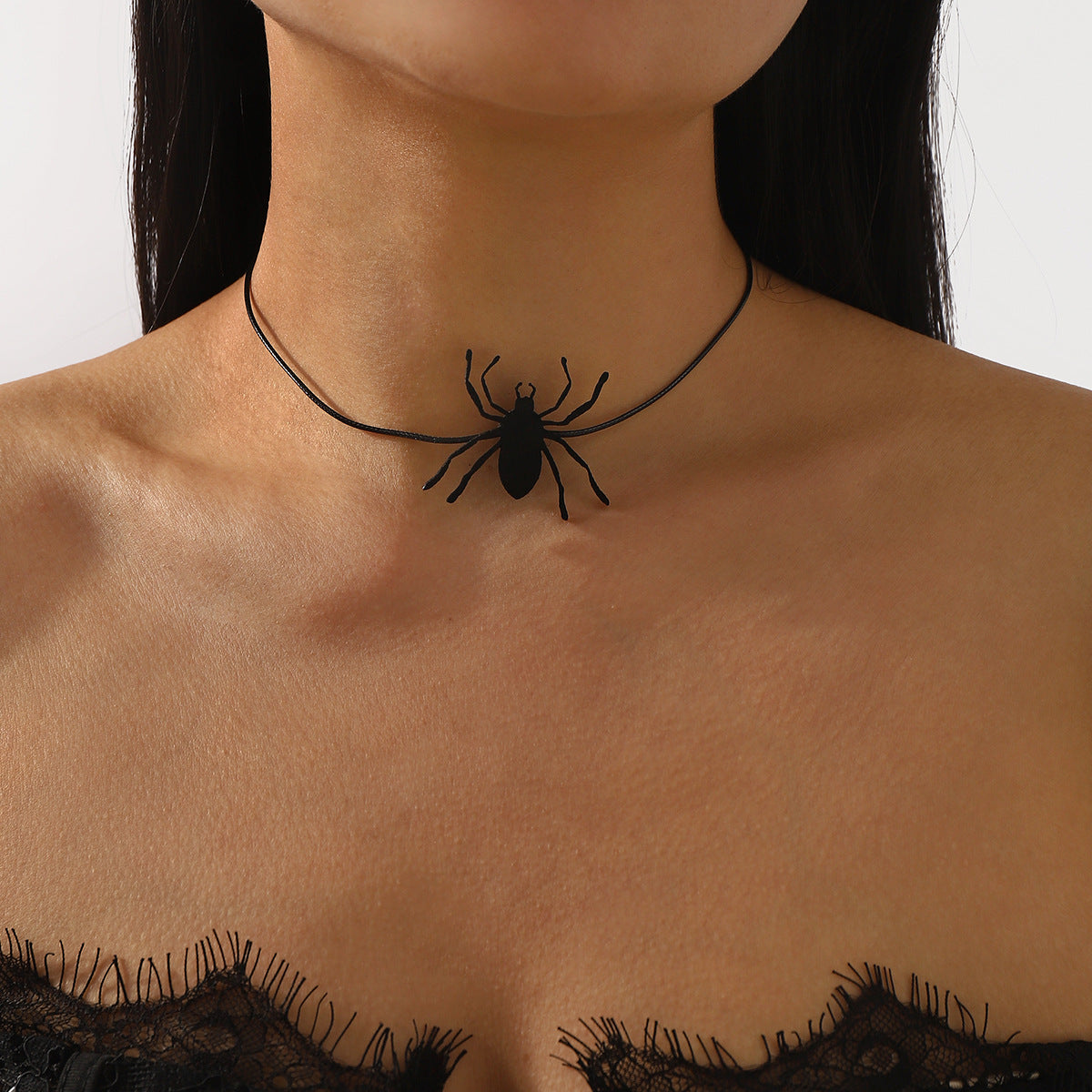 Collar con colgante de murciélago y araña espeluznante de Halloween para unisex con tela de fieltro y cuerda, accesorio gótico hecho a mano para fiestas