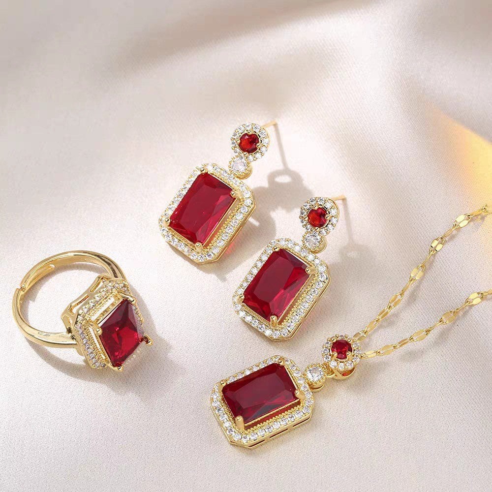 Set di Collana in Acciaio al Titanio Stile Francese Vintage con Geometria, Accenti di Zirconi e Cristalli Smeraldo, Catena a Onda, Design Elegante a Clavicola