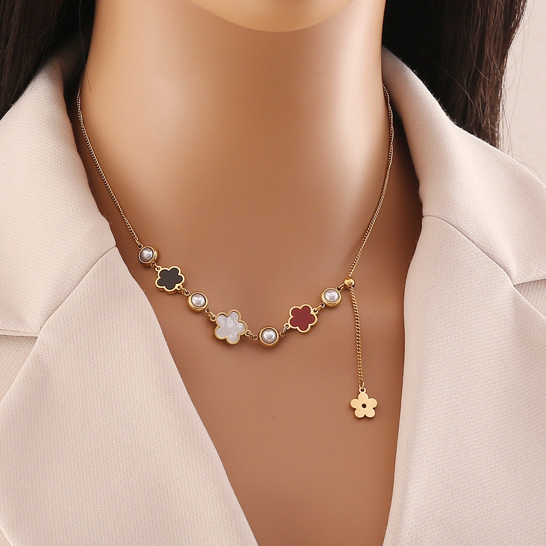 Collana Floreale Trendy con Perle e Farfalle in Acciaio Inossidabile con Strass e Finitura Placcata per Donna