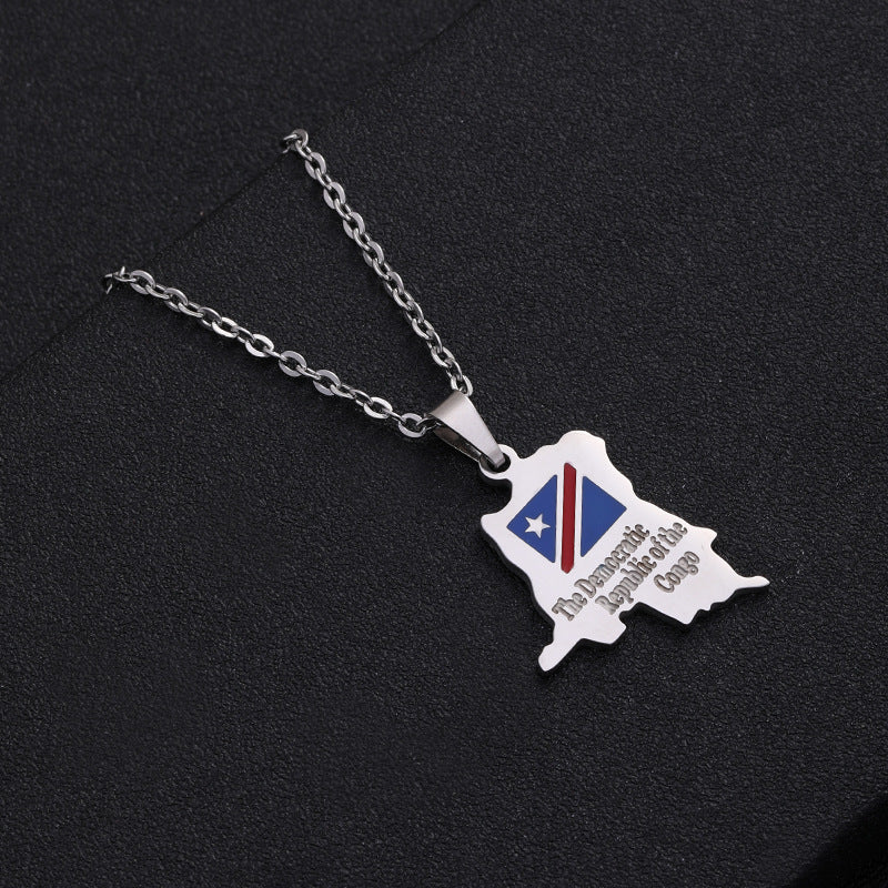 Elegante collana pendente a stella geometrica in acciaio inossidabile con ciondolo in acciaio al titanio e finitura galvanizzata per abbigliamento unisex alla moda